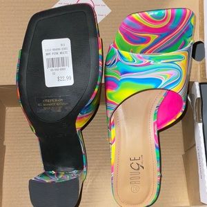 🍭🍬 NWT RAINBOW MULES 🍬🍭